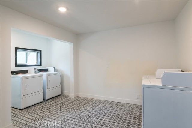 262 N Los Robles, Pasadena, CA 91101