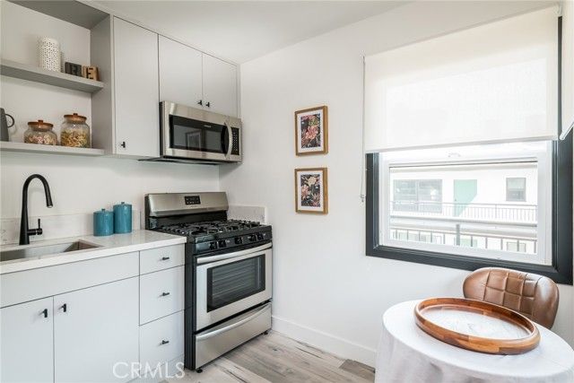 262 N Los Robles, Pasadena, CA 91101