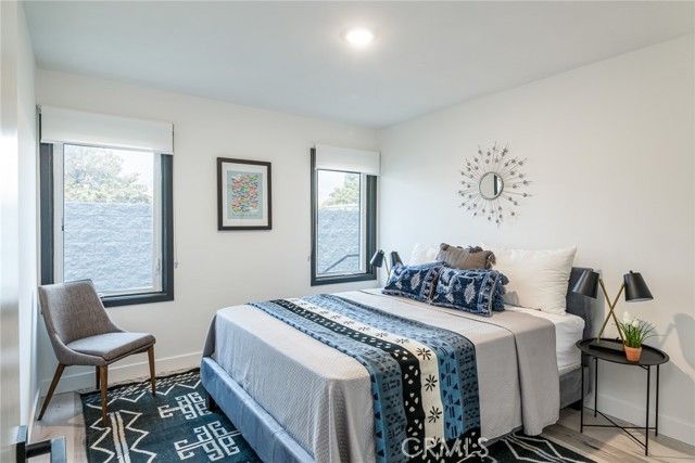 262 N Los Robles, Pasadena, CA 91101