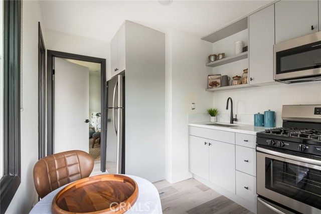 262 N Los Robles, Pasadena, CA 91101