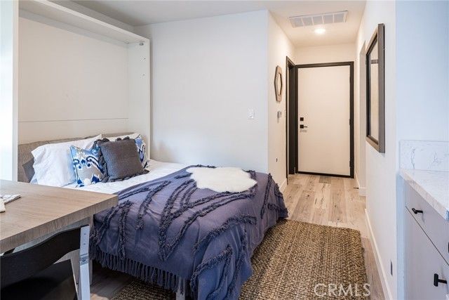 262 N Los Robles, Pasadena, CA 91101