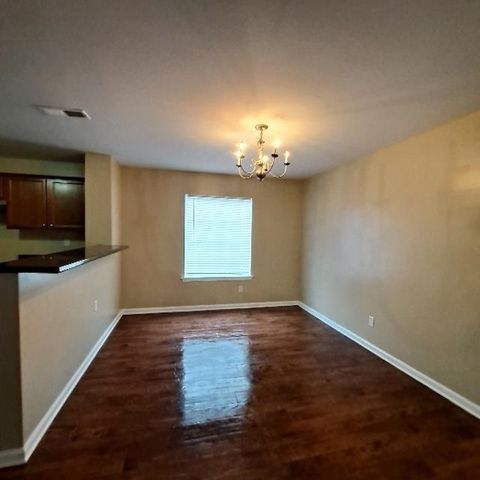 4744 WATERFRONT OAK DR, Memphis, TN 38128