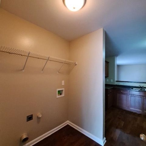 4744 WATERFRONT OAK DR, Memphis, TN 38128