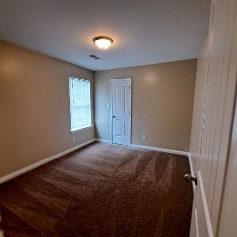 4744 WATERFRONT OAK DR, Memphis, TN 38128