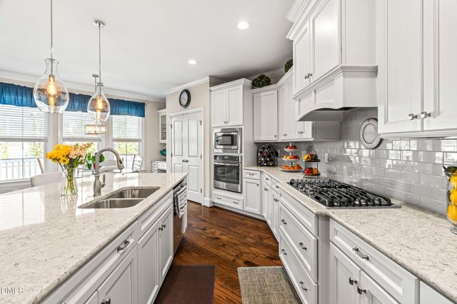 105 Carving Tree Court, Holly Springs, NC 27540