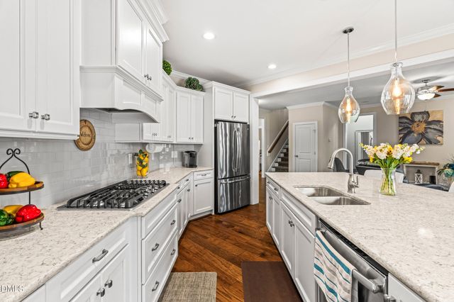 105 Carving Tree Court, Holly Springs, NC 27540