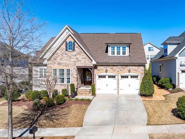 105 Carving Tree Court, Holly Springs, NC 27540