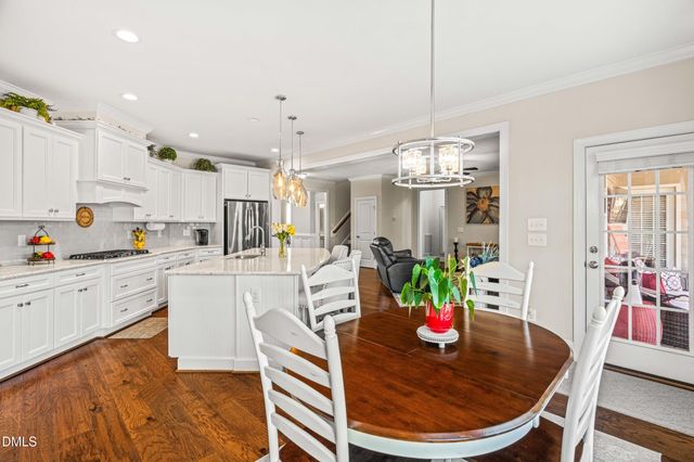 105 Carving Tree Court, Holly Springs, NC 27540