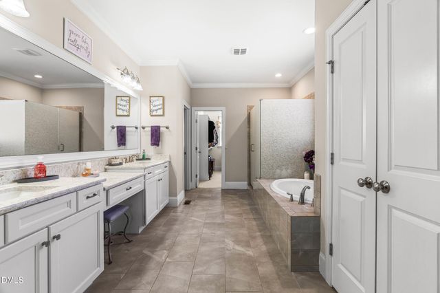 105 Carving Tree Court, Holly Springs, NC 27540