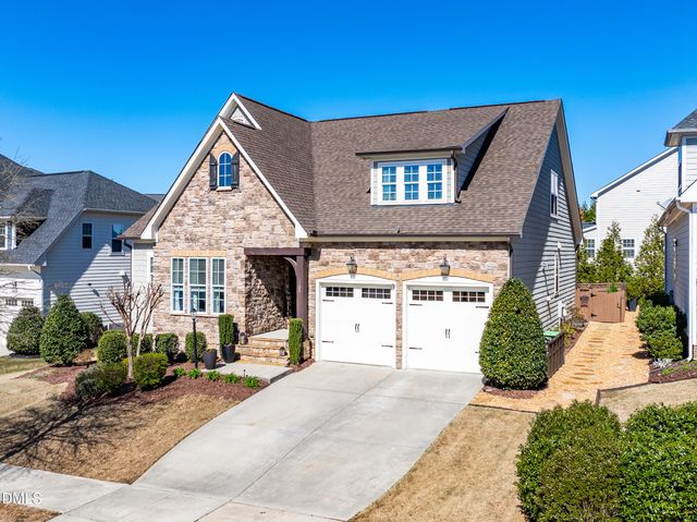 105 Carving Tree Court, Holly Springs, NC 27540