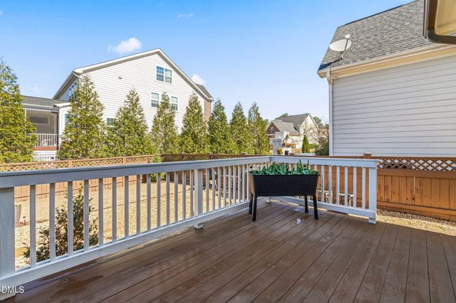 105 Carving Tree Court, Holly Springs, NC 27540