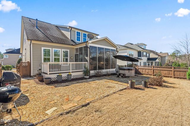 105 Carving Tree Court, Holly Springs, NC 27540