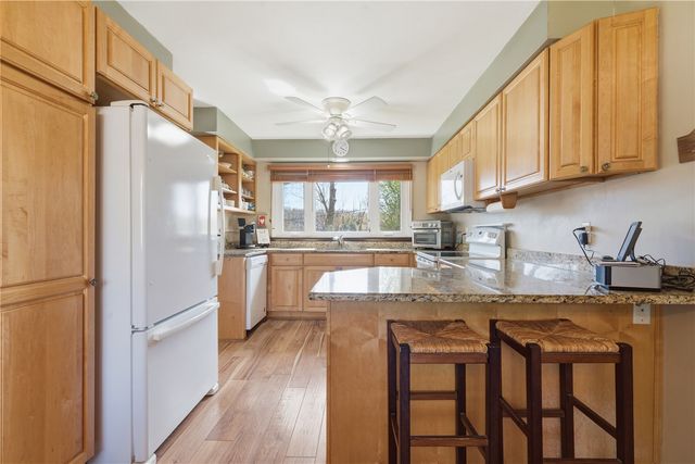 3929 Nancy Jane Lane, Cedar Rapids, IA 52402