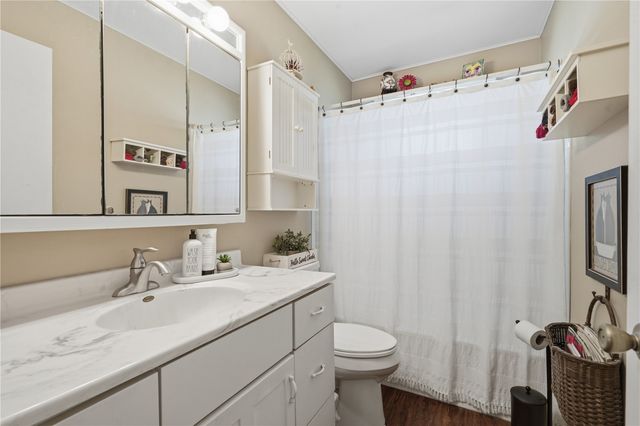 3929 Nancy Jane Lane, Cedar Rapids, IA 52402