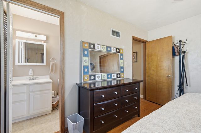 3929 Nancy Jane Lane, Cedar Rapids, IA 52402