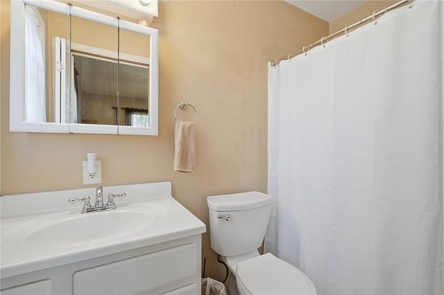 3929 Nancy Jane Lane, Cedar Rapids, IA 52402