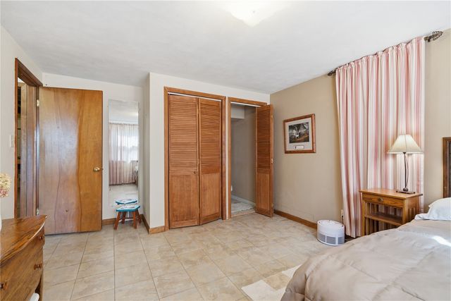 3929 Nancy Jane Lane, Cedar Rapids, IA 52402