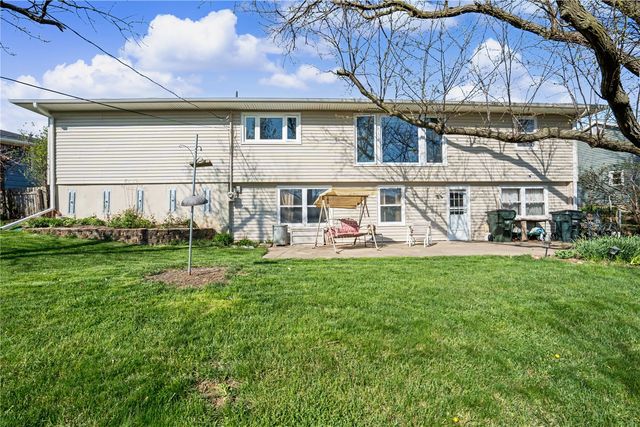 3929 Nancy Jane Lane, Cedar Rapids, IA 52402