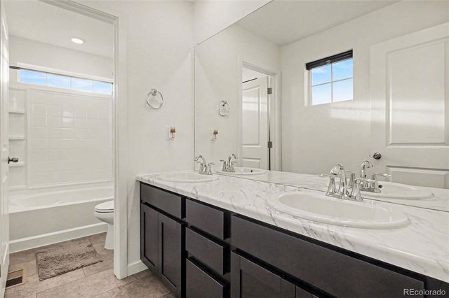 1053 High Point Trail, Elizabeth, CO 80107