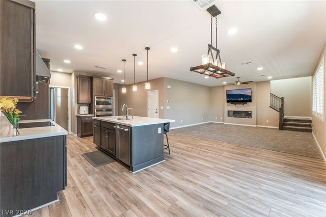 6203 Redstone Hills Drive, Las Vegas, NV 89148