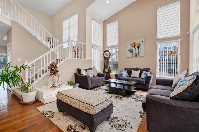10355 Aldridge Drive, Huntley, IL 60142