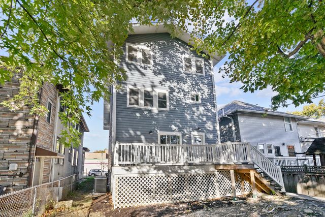 840 S Cuyler Avenue, Oak Park, IL 60304
