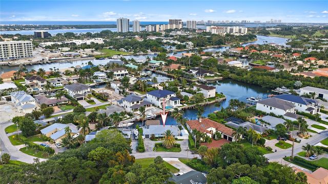 11360 W Teach Rd, Palm Beach Gardens, FL 33410
