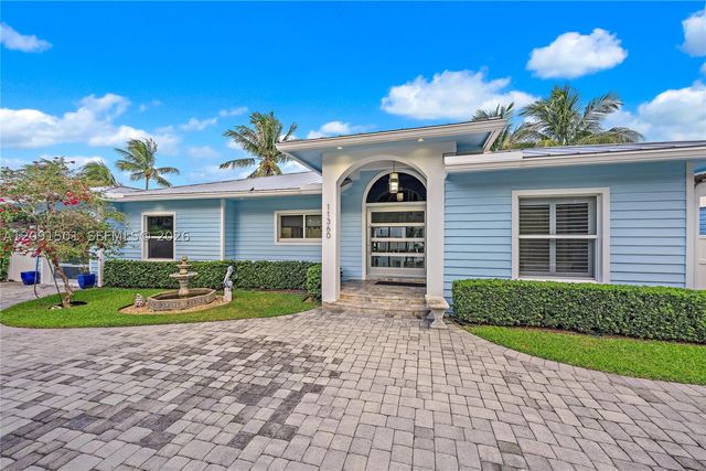 11360 W Teach Rd, Palm Beach Gardens, FL 33410