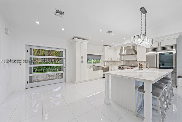 11360 W Teach Rd, Palm Beach Gardens, FL 33410