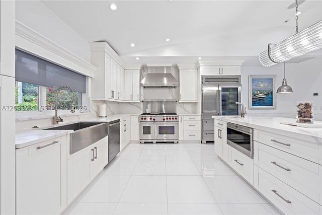 11360 W Teach Rd, Palm Beach Gardens, FL 33410