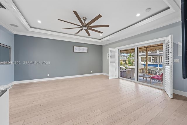 11360 W Teach Rd, Palm Beach Gardens, FL 33410