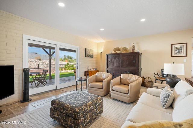 4045 N Camino De Lupo, Tucson, AZ 85718