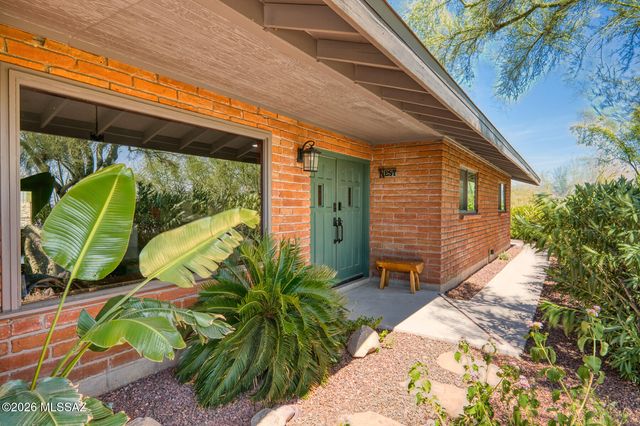 4045 N Camino De Lupo, Tucson, AZ 85718