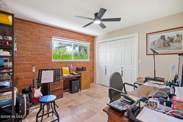 4045 N Camino De Lupo, Tucson, AZ 85718