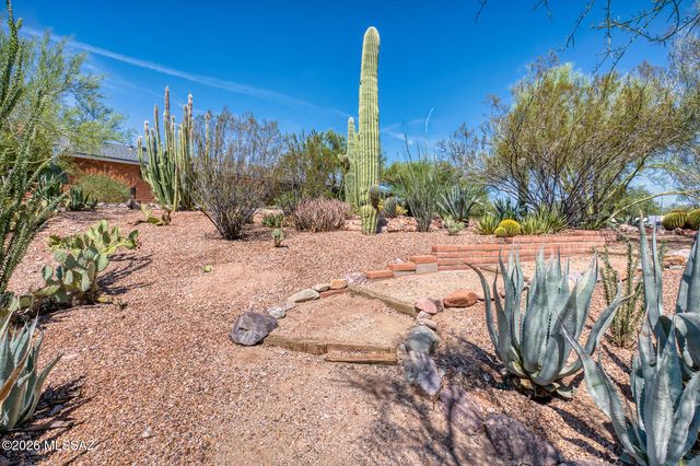 4045 N Camino De Lupo, Tucson, AZ 85718
