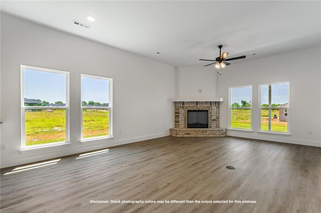 8850 Anise Drive, Centerton, AR 72719