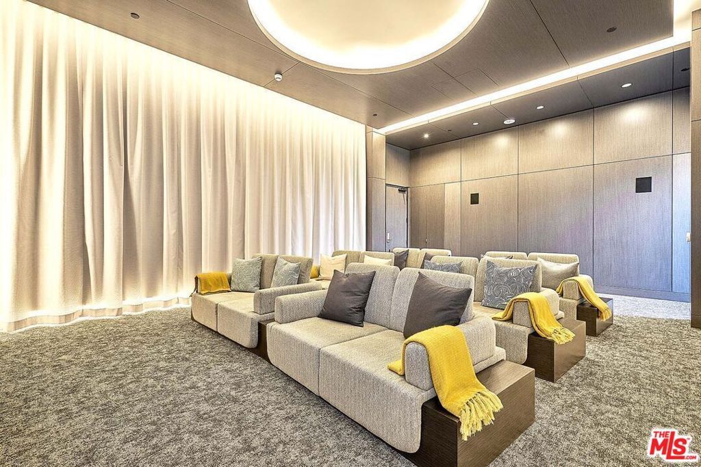 Image 44 of property listing at 889 Francisco Street 1001, Los Angeles, CA 90017