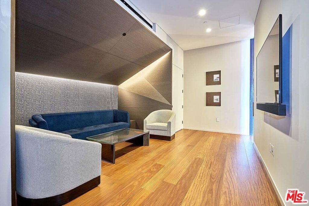 Image 47 of property listing at 889 Francisco Street 1001, Los Angeles, CA 90017