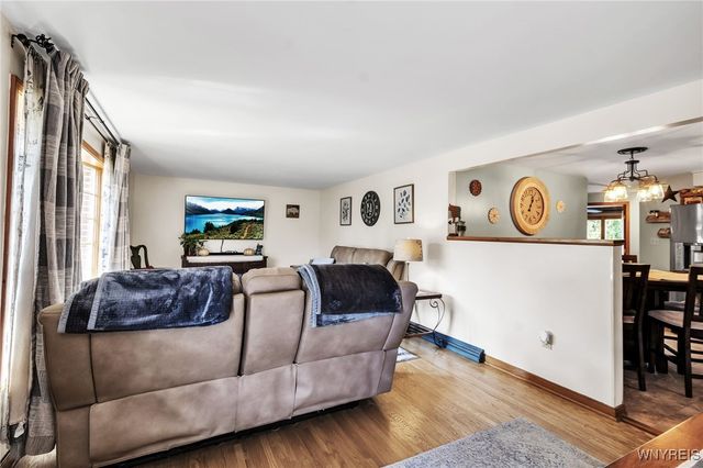 86 Mitchell Drive, Tonawanda, NY 14150