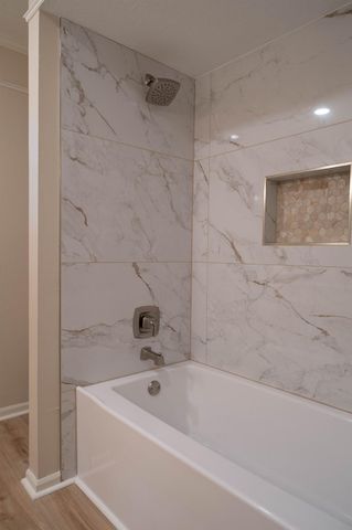 372 Oak Hill Drive, Huntsville, TX 77340
