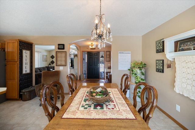 2300 Pepper Ridge Lane, Northfield, MN 55057