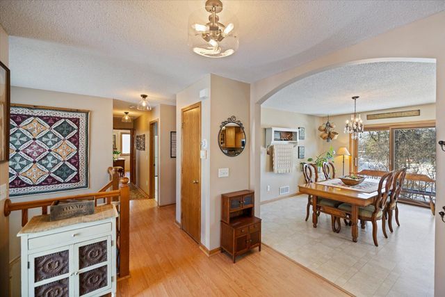 2300 Pepper Ridge Lane, Northfield, MN 55057