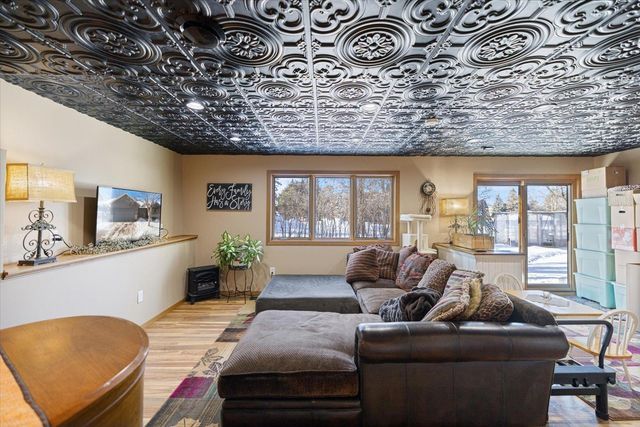 2300 Pepper Ridge Lane, Northfield, MN 55057