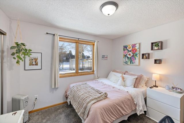 2300 Pepper Ridge Lane, Northfield, MN 55057