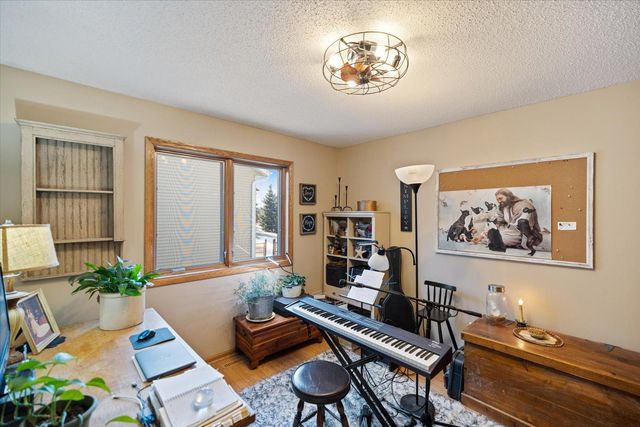 2300 Pepper Ridge Lane, Northfield, MN 55057