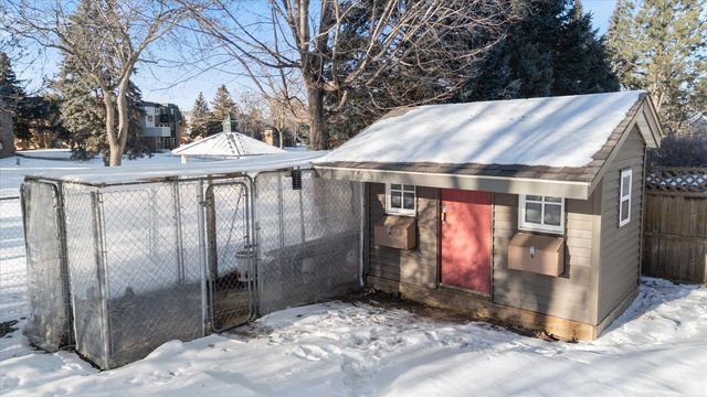 2300 Pepper Ridge Lane, Northfield, MN 55057