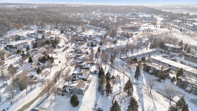 2300 Pepper Ridge Lane, Northfield, MN 55057