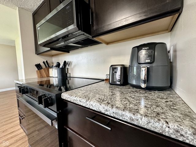 1535 E Shore Drive, Martinsville, IN 46151