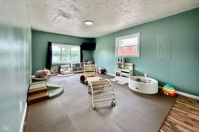 1535 E Shore Drive, Martinsville, IN 46151