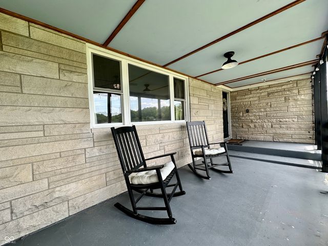 1535 E Shore Drive, Martinsville, IN 46151